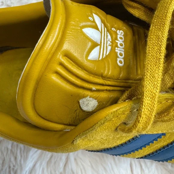 Adidas Gazelle Golden Yellow Sneakers with Blue Stripes Men 9 Women ~11 - Picture 9 of 13